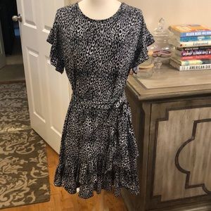 Black and white dress lightweight wrap dress